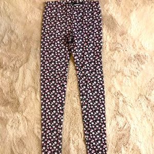 Forever 21 Floral Print Legging